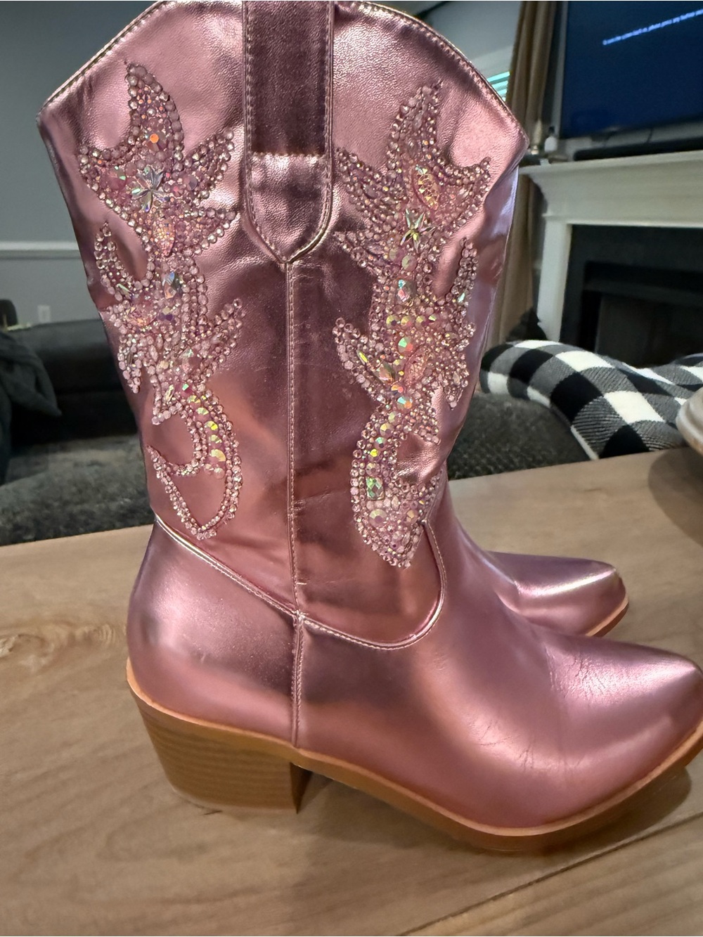 Girls rhinestone pink cowgirl boots like new size 6